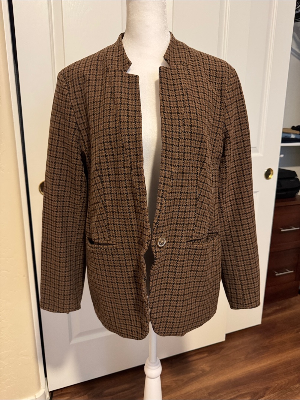 Old Navy Brown Houndstooth Collarless Blazer